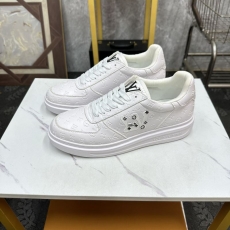 Louis Vuitton Low Shoes